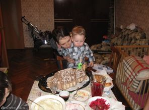 Задуваем свечку!!! УРАААА!!!