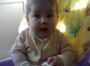 Солнечный зайчик зашел посмотреть наши первые хвостики=)))