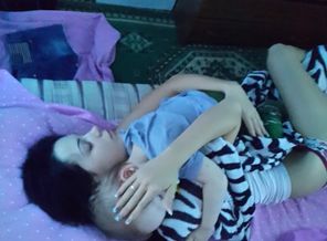 так мы шмотрим мультики:*