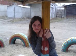 под грибочком)))