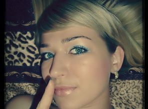 а это я блондиночка в 2010 году)))