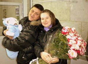 Первая встреча сынули с папулей!
