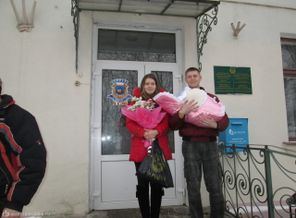 нас выписали из роддома)))