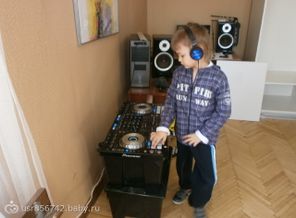 Юный DJ