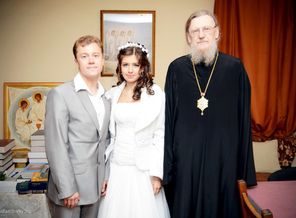 епископ нас поздравлял
