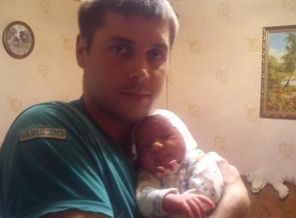 Первые обнимашки папы и дочи!!!