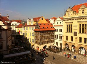 пасхальная толчея на Староместской площади (Прага)