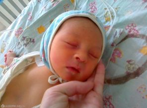 7 дней с роджения. Впервые увидела его с рождения,т.к. оба были в реанимации