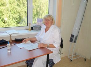 Валентина Михайловна Макаридзе. Самая лучшая акушер-гинеколог!!! Замечательный человек и врач! Спасибо ей за приятную беременность и лёгкие роды! За вторым-только к ней =))))