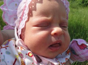В доме никогда не скучно, потому что в нем живет такой маленький Солнечный Зайчишка!:)!:)
