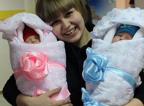 Кира Кирилл и МАМА