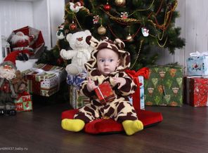 Самый первый Новый год! И самый настоящий подарок!)))