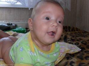 Яночка 3 месяца июль 2013