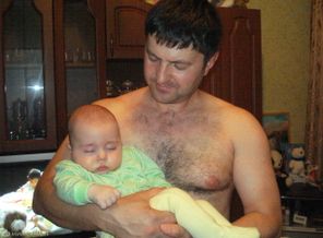 Надежные папины руки!!!!
