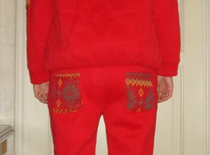 Спортивный женский костюм