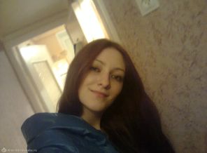 3FKRDyaWgiU