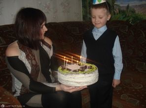 нам 6 лет))))