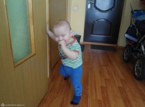 Пытаемся ходить