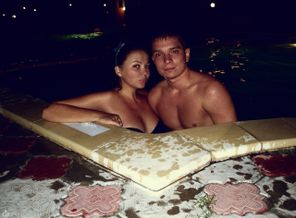 я с мужем и дочей.2012 год