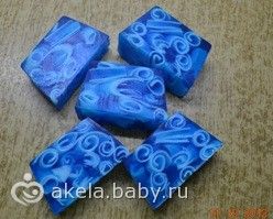 Синие завитушки