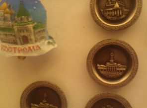 металлические тарелочки