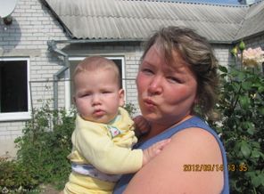 С молодой бабушкой)