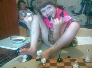 вот как нужно в шахматы играть))