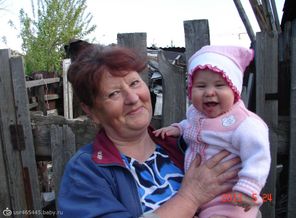 Мне с бабулей в огороде - просто замечательно!