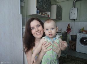 с мамой )))