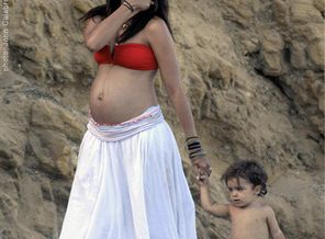 Camila-Alves-pregnant