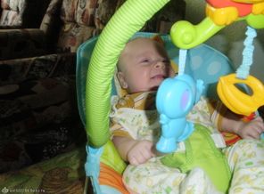 Вот мне родители подарили,а я не знаю что с ним делать,так что буду просто лежать и маму не доставать)))